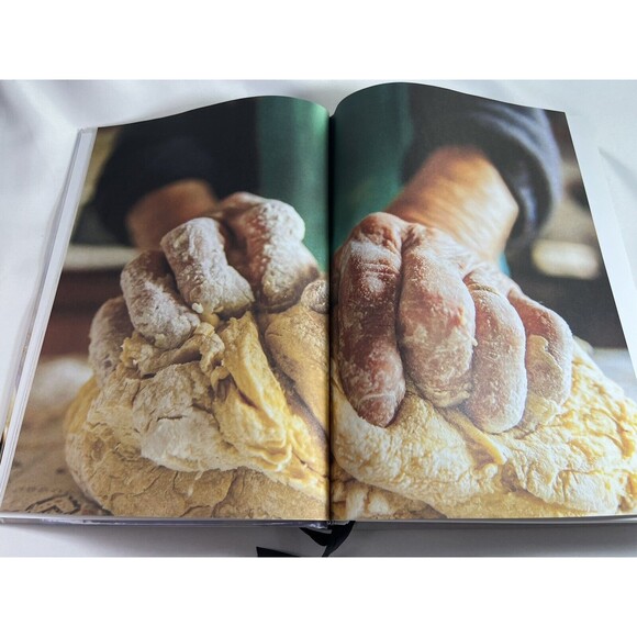 The Ultimate Pasta and Noodle Cookbook by Serena Cosmo 2017 Hardcover - Picture 9 of 11